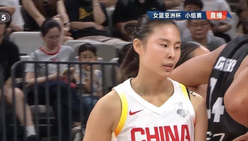 爱体育平台-后卫发威！杨氏姐妹合砍20+12王思雨屡秀妙传抢眼的简单介绍