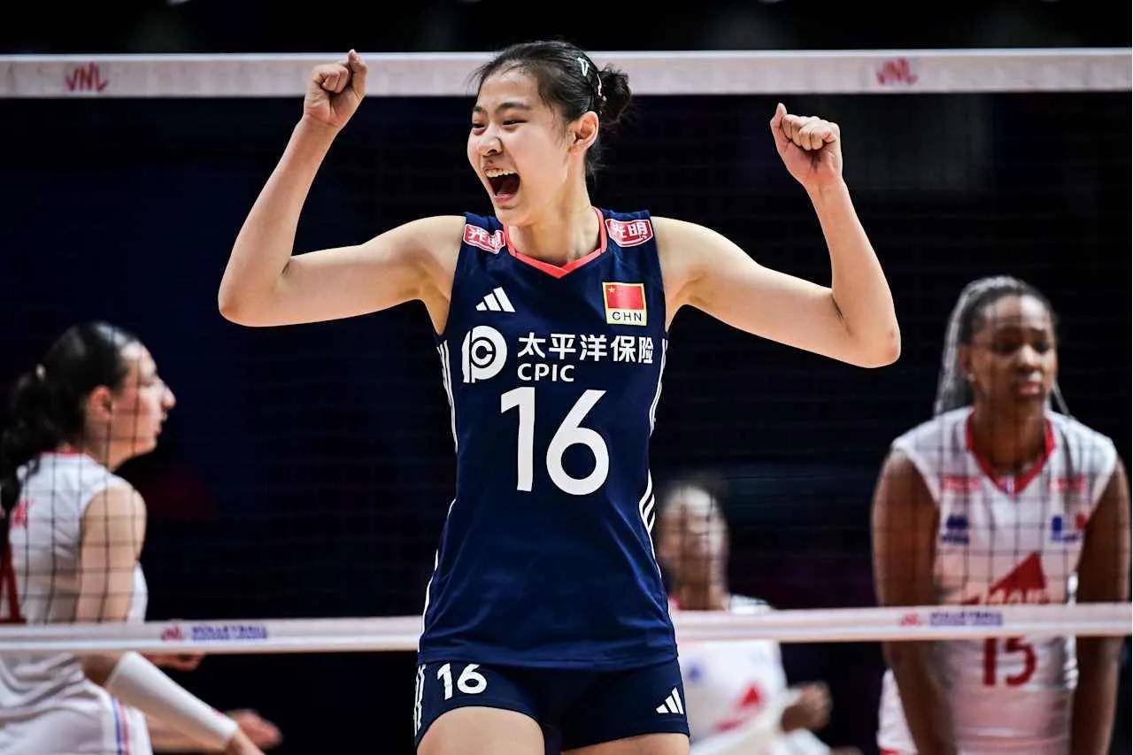 爱体育-U19世锦赛-中国女排对阵日本取3连胜提前2轮进16强