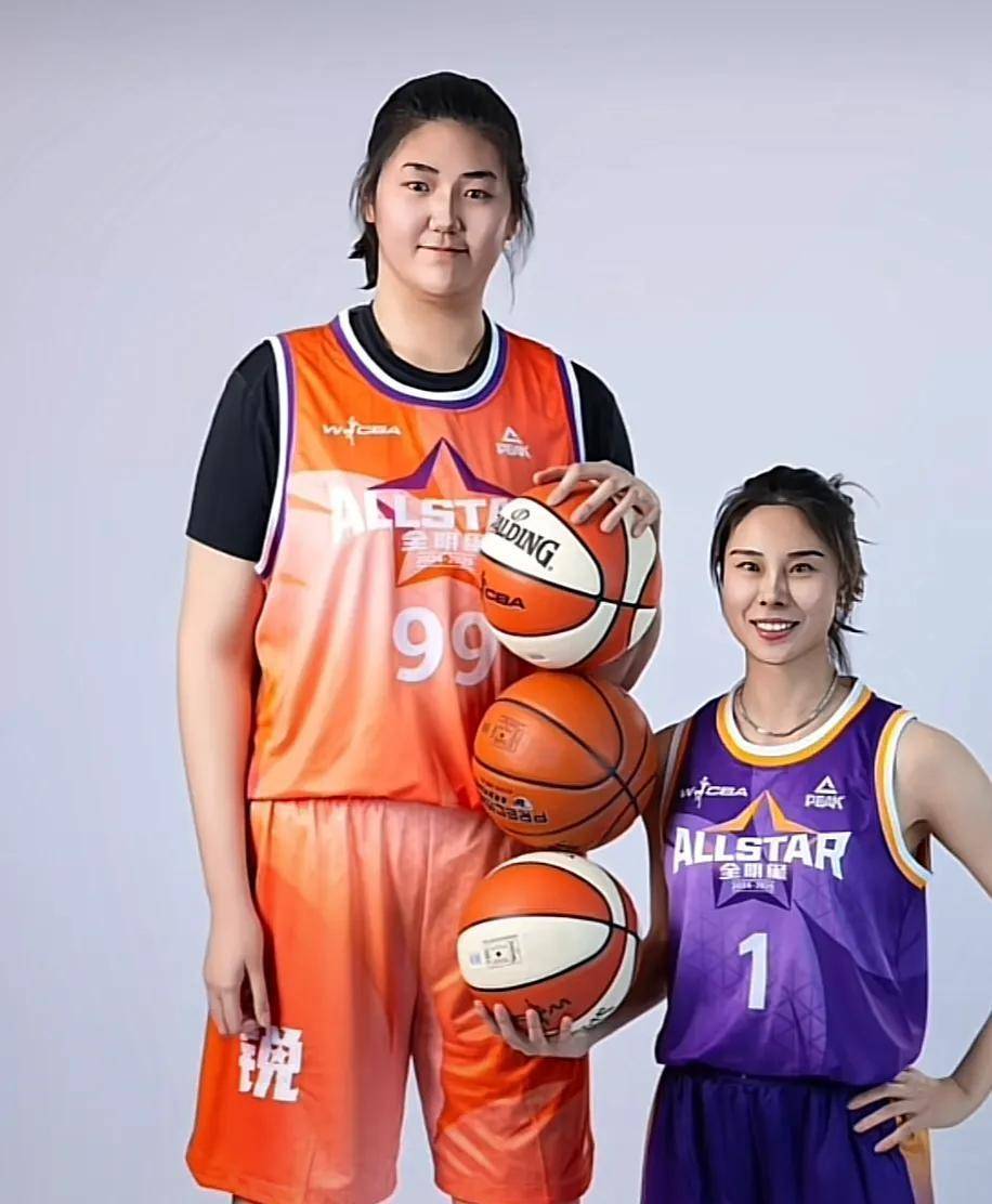 爱体育平台-关于中国女篮平均年龄25.4岁选材着眼于洛杉矶奥运会FIBA发布中国女篮写真张子宇韩旭搞怪的信息